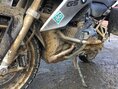 Jak já tu motorku měl před odjezdem krásně zachovalou......Mejstřa