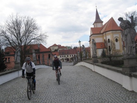 Nerozlučná dvojka Míla s Tomem v Náměšti nad Oslavou.