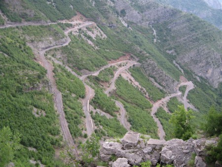 Tady tohle už se jelo nahoru, prostě pohodových 600m výškových. 
