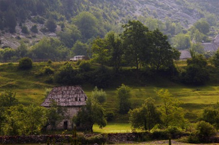 Krajina kolem nás.