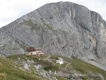 Chata Guttenberghaus v plné kráse.