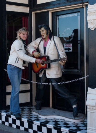 Zmrzlina a Elvis.