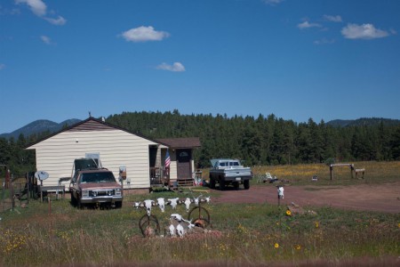 Farmy podél Route 66.