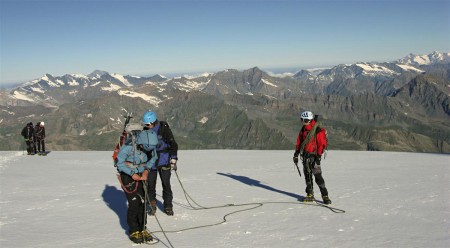 Naše 3 M při výstupu na Gran Paradiso.