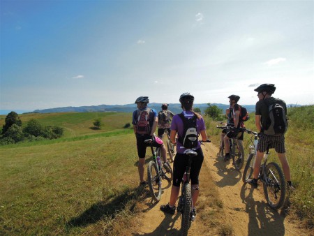 Bikeři v kraji.